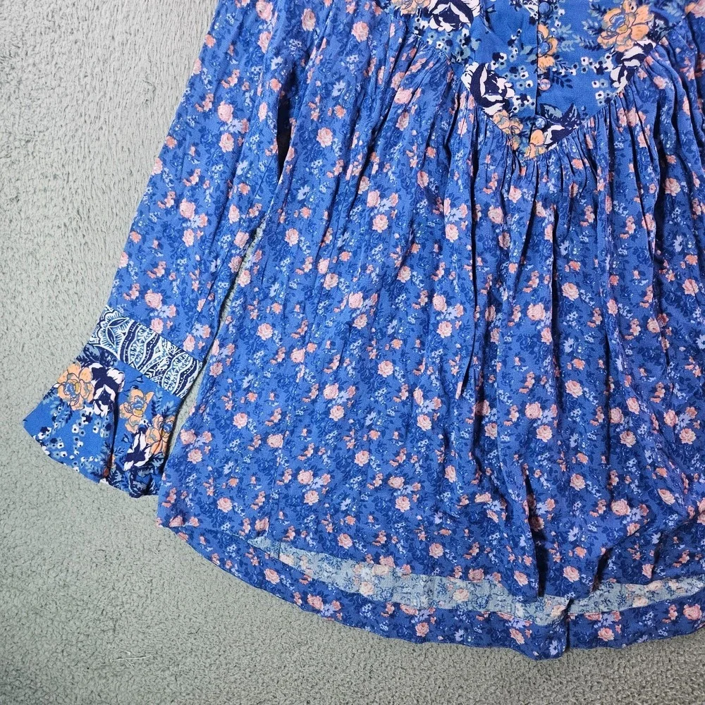 Free People Boho‎ Top Blouse Women XS Long Sleeve Floral Blue Preppy